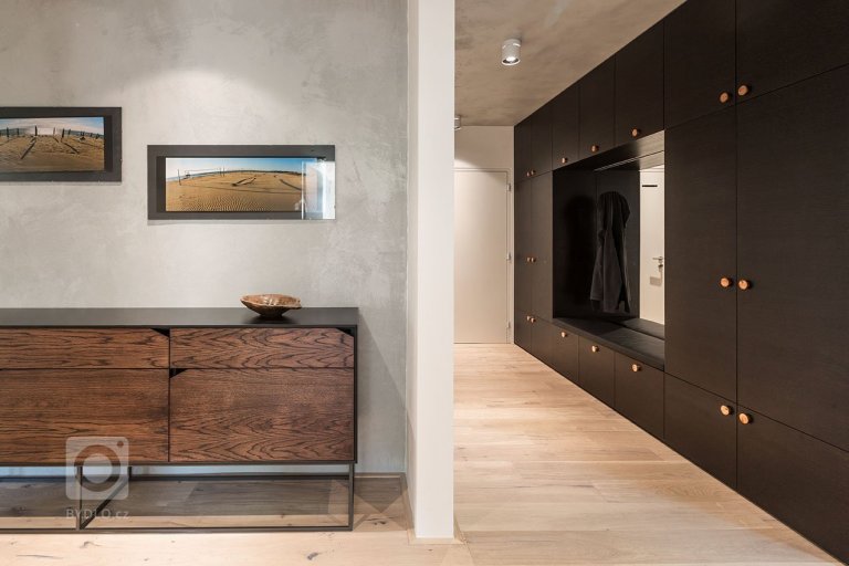 add picture to album