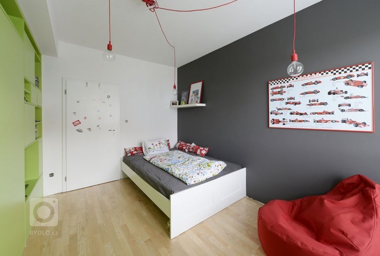 add picture to album