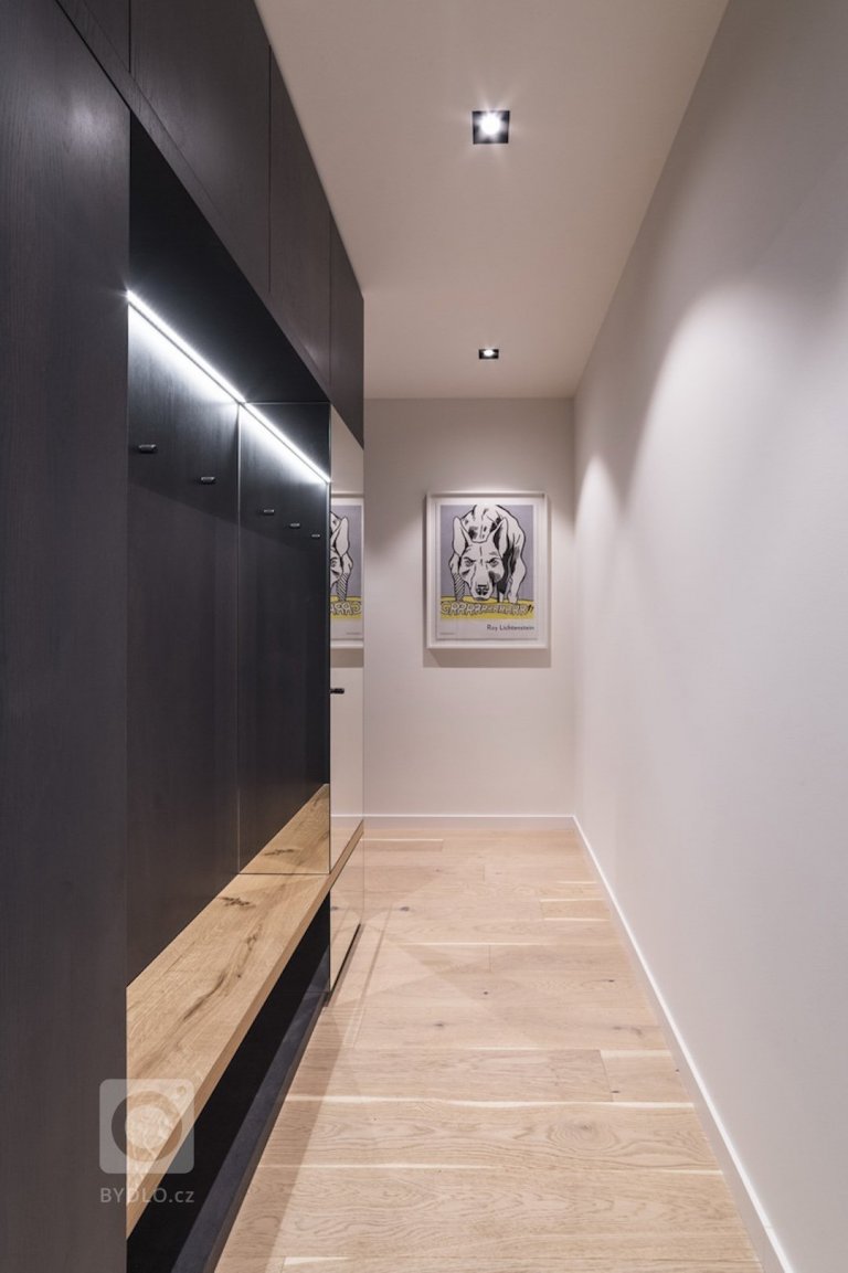 add picture to album