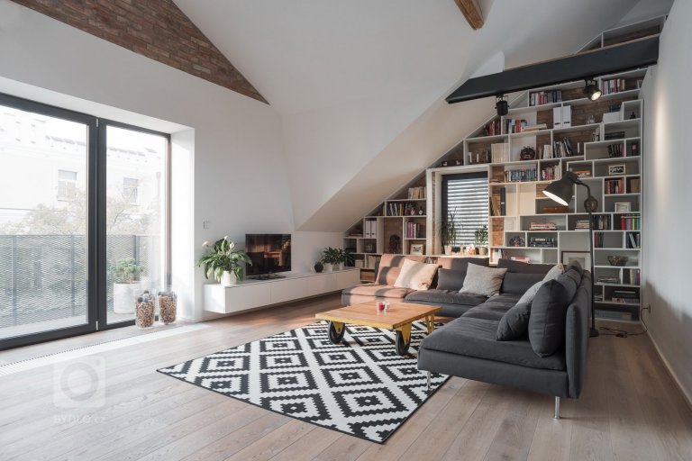 add picture to album