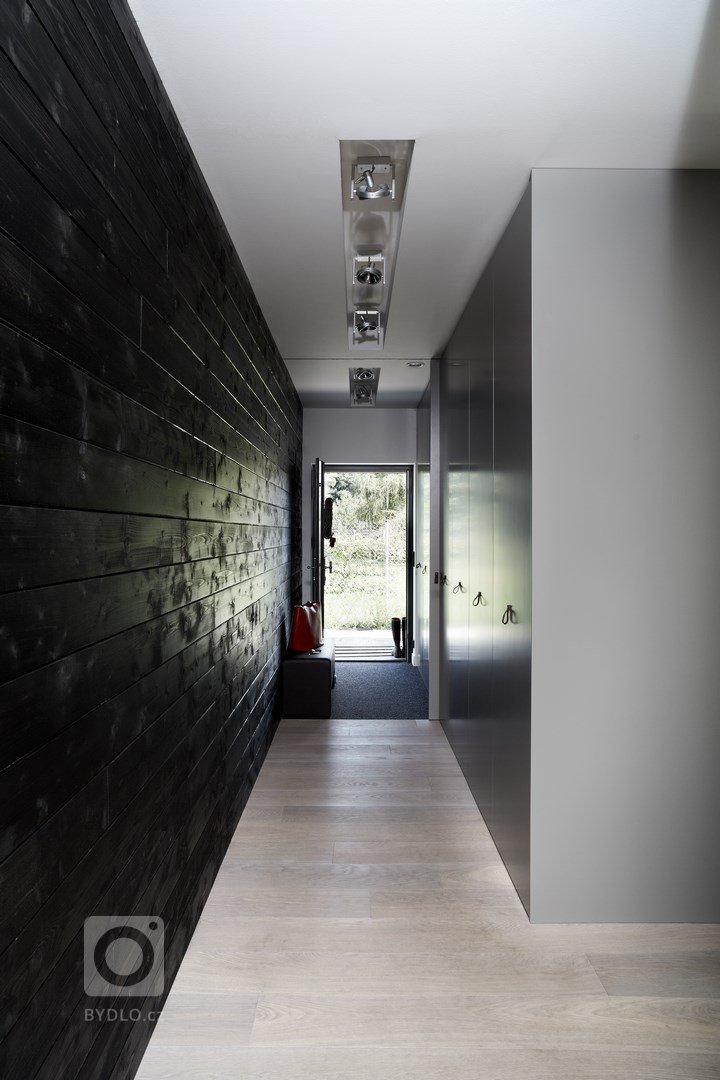 add picture to album