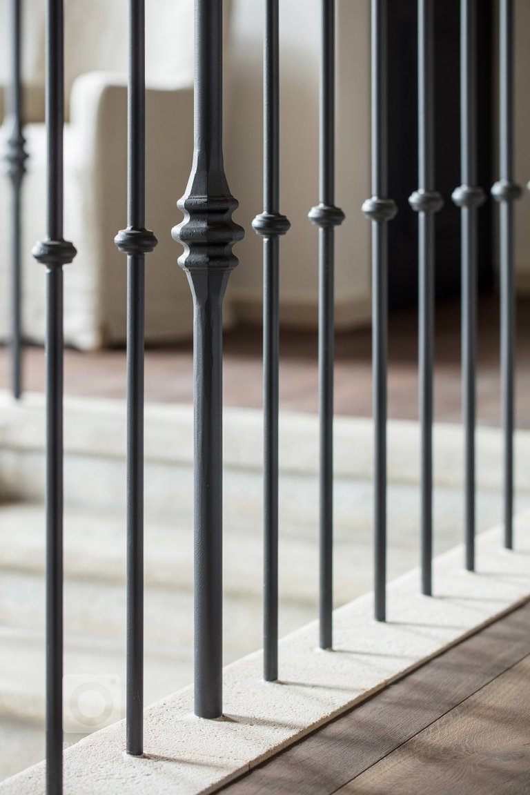 add picture to album