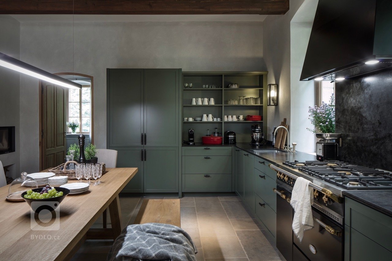 Byla to&nbsp;jedna z nejpříjemnějších zakázek, které jsme doposud měli,&nbsp;rekonstrukce staré hájovny&nbsp;v lesích na severu Čech. Práce, kdy jsme meli…