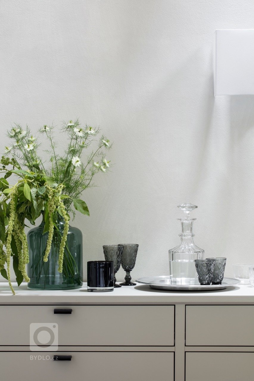 Byla to&nbsp;jedna z nejpříjemnějších zakázek, které jsme doposud měli,&nbsp;rekonstrukce staré hájovny&nbsp;v lesích na severu Čech. Práce, kdy jsme meli…