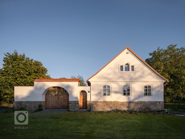 add picture to album