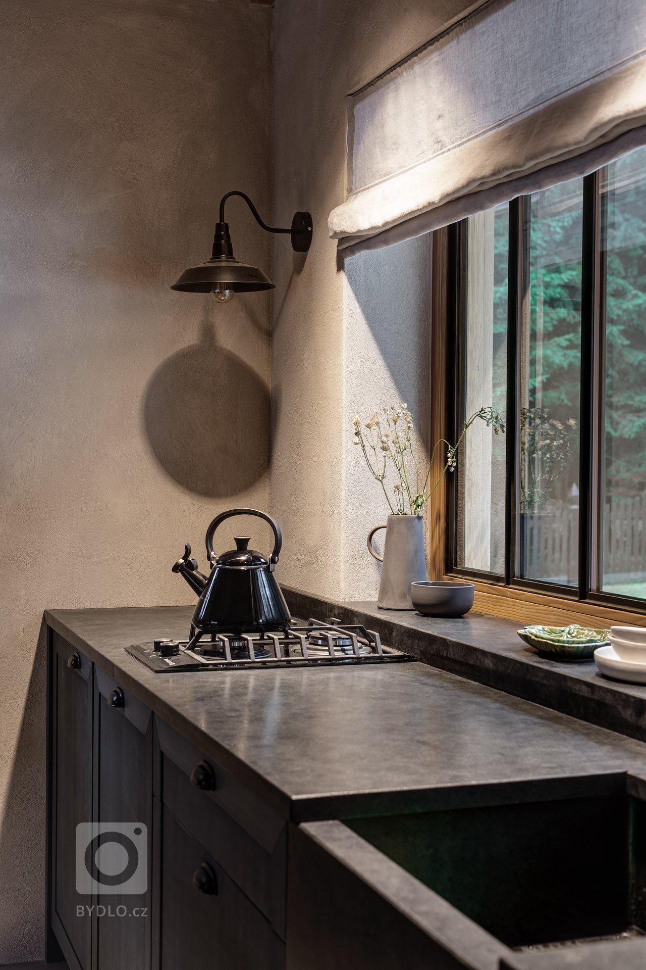 S radostí Vám představujeme náší dokončenou rekonstrukci staré stodoly na Šumavě. Malý, útulný domov s výhledem do smrkových lesů. Kompletní návrh a…