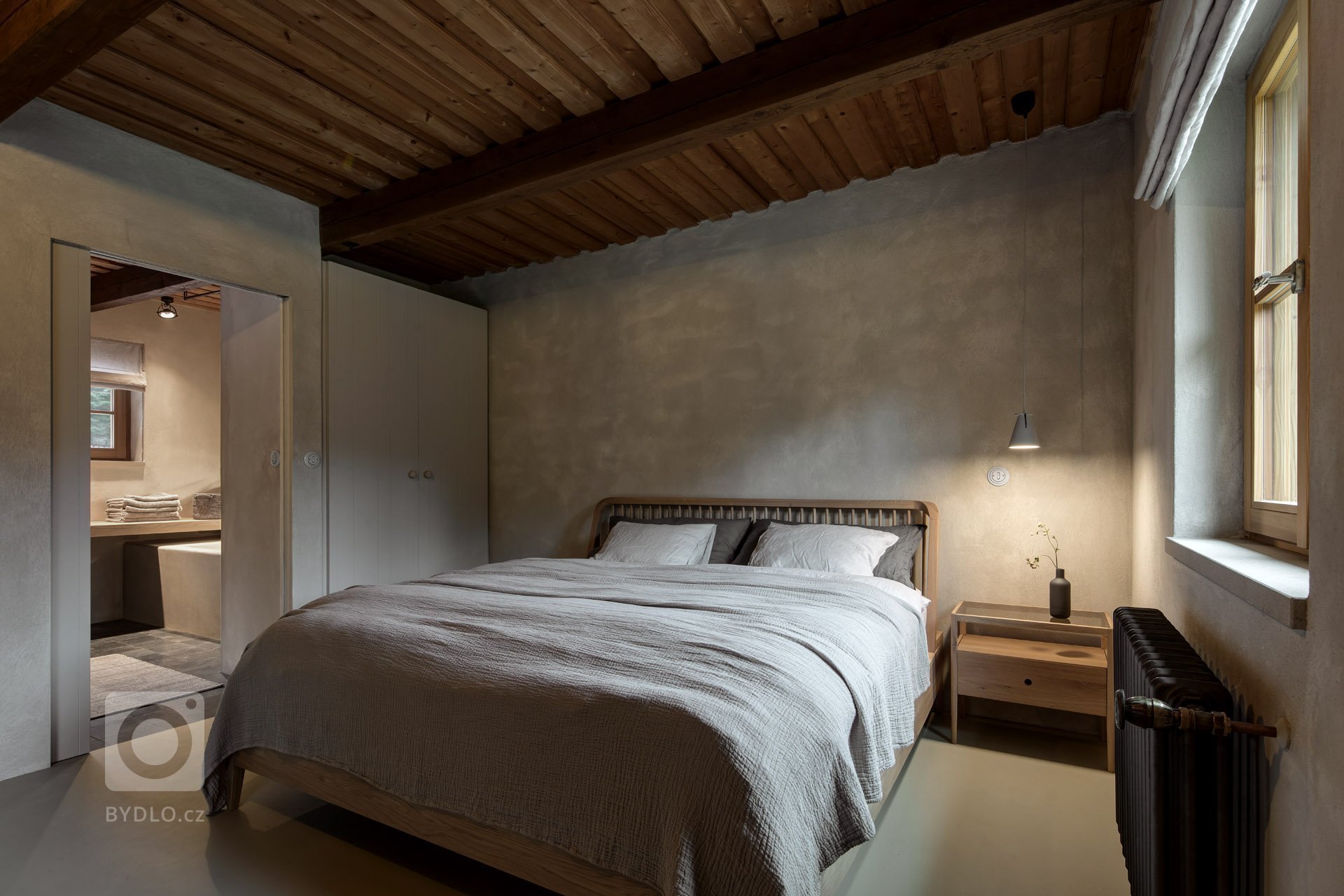 S radostí Vám představujeme náší dokončenou rekonstrukci staré stodoly na Šumavě. Malý, útulný domov s výhledem do smrkových lesů. Kompletní návrh a…