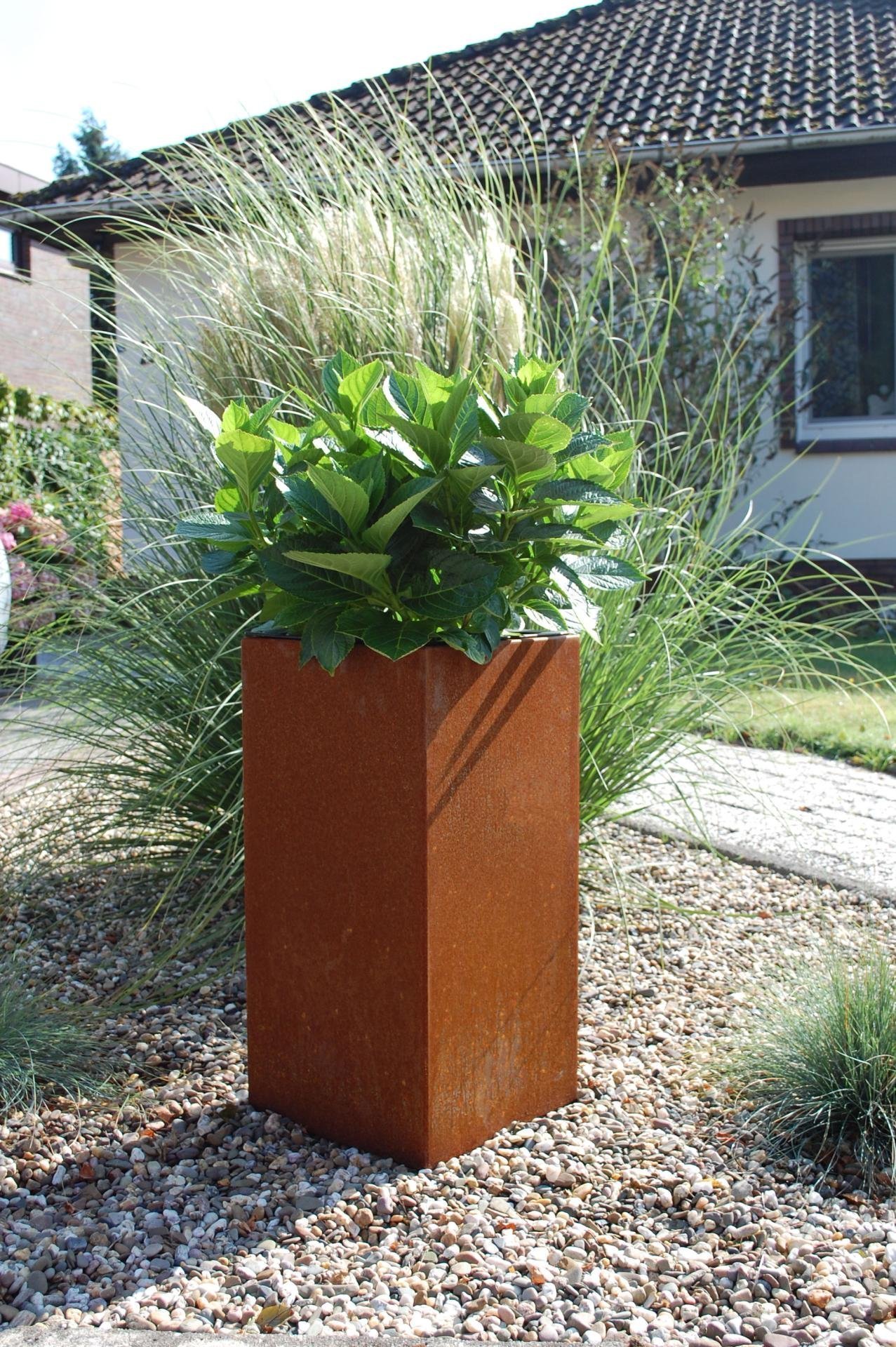 Květináče – čím dál častěji designová záležitost