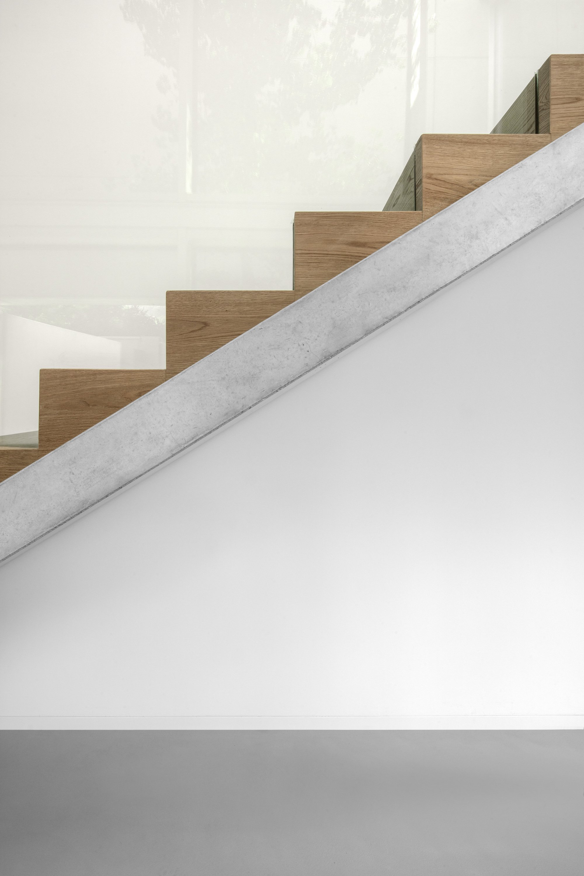 Moderní dům otevřený do krajiny