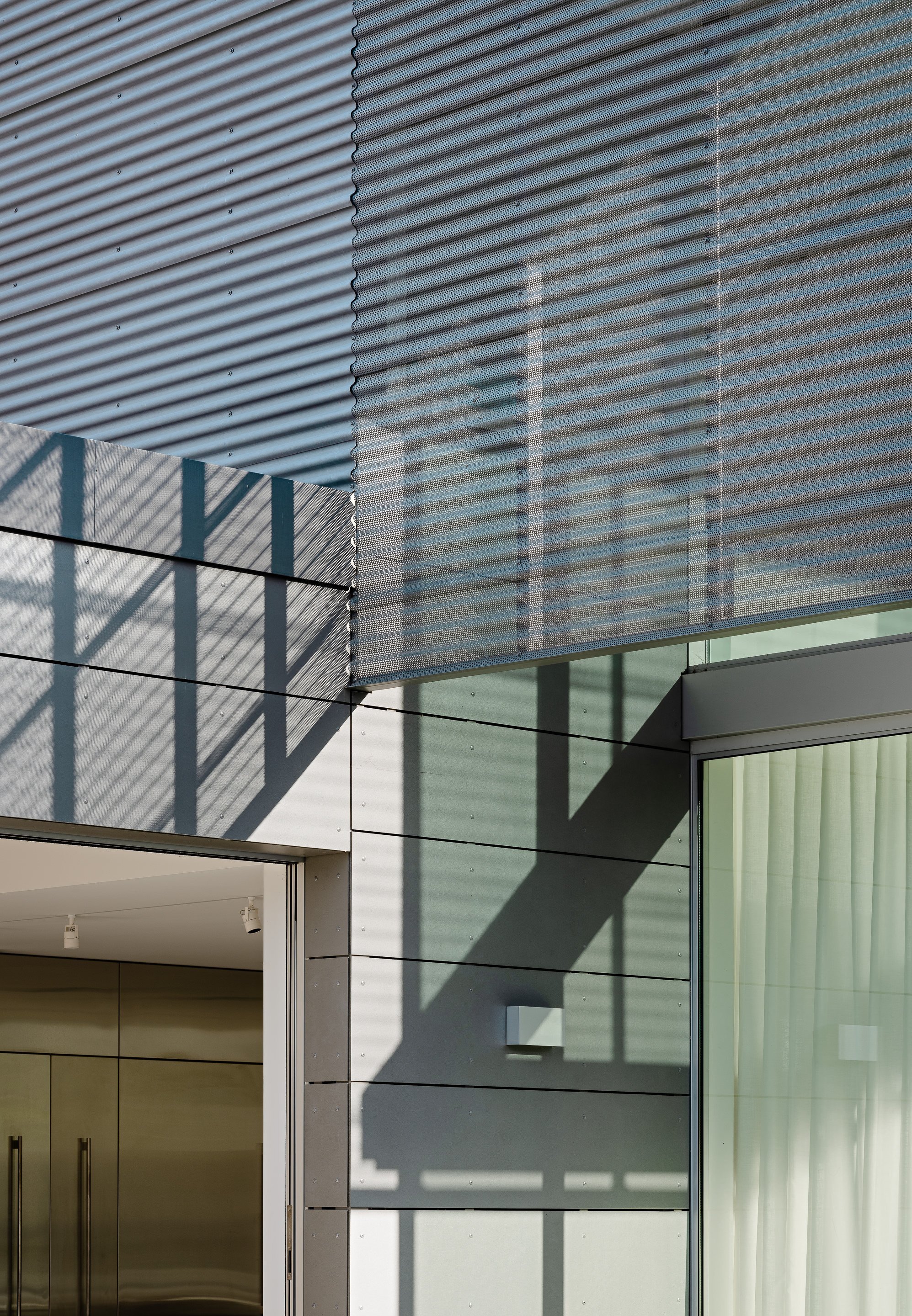 Moderní dům plný umění