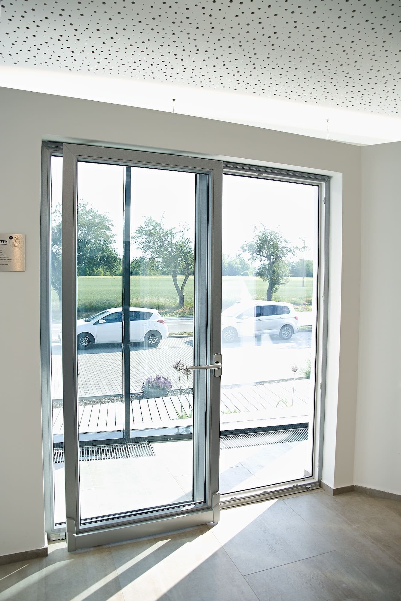 Okna a dveře „naživo“ v showroomu