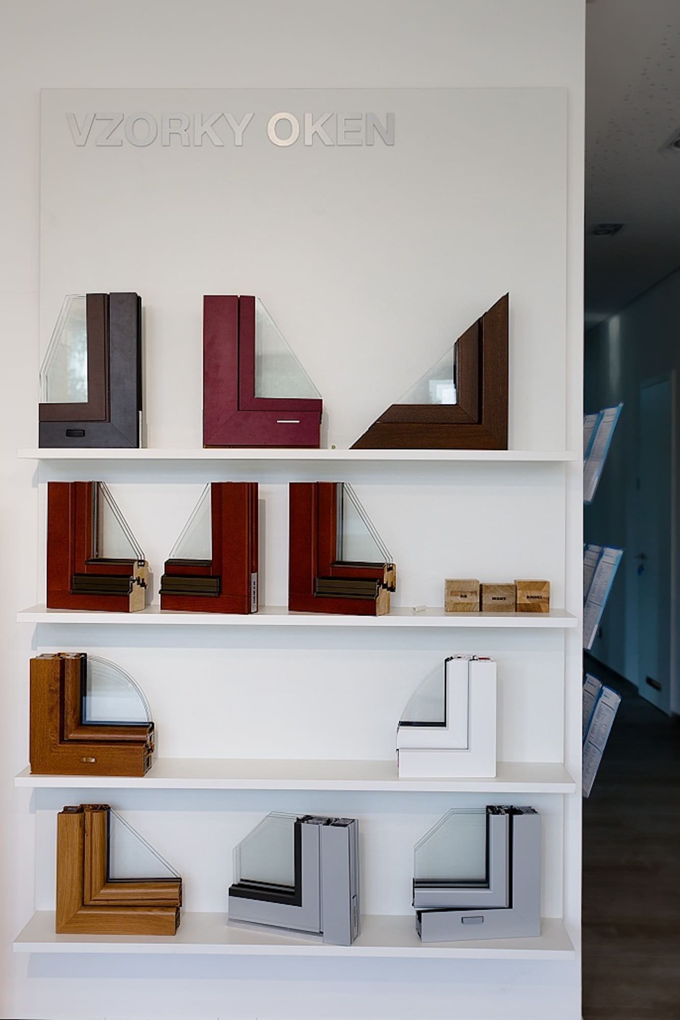 Okna a dveře „naživo“ v showroomu