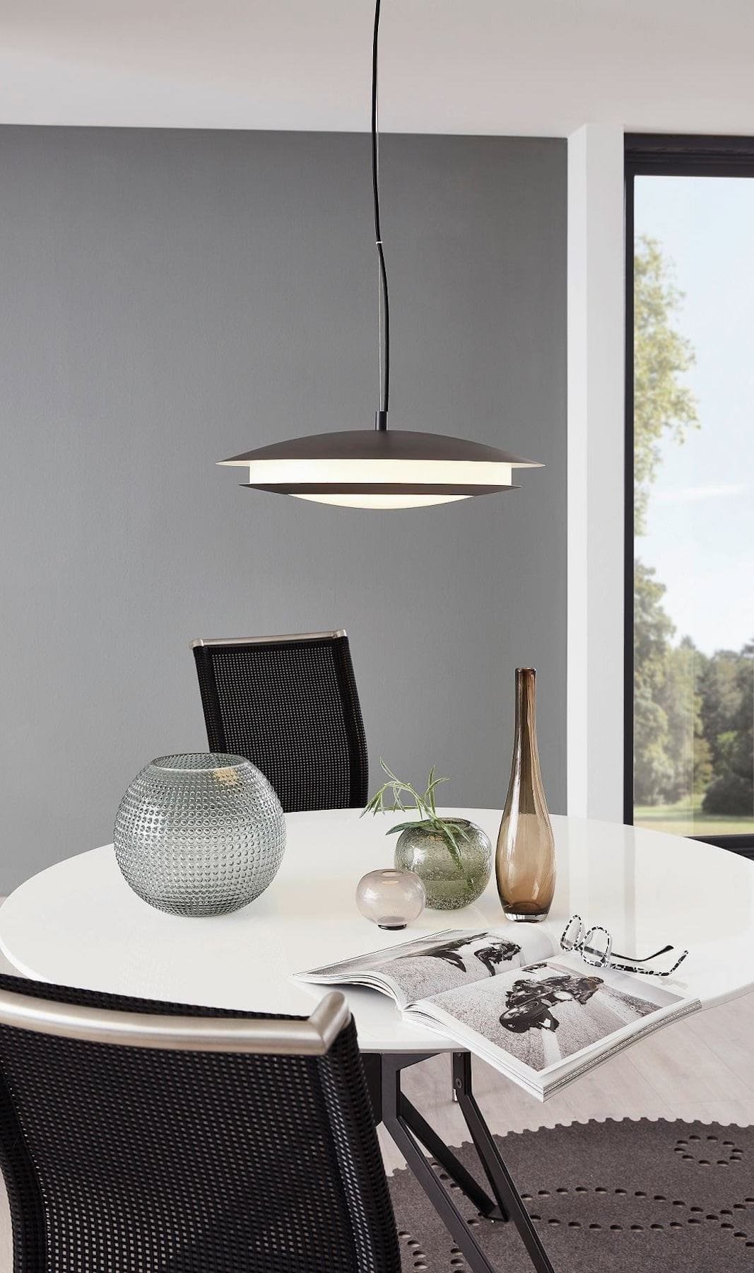 Ověřené tipy, jak vybrat lustr do kuchyně a obýváku