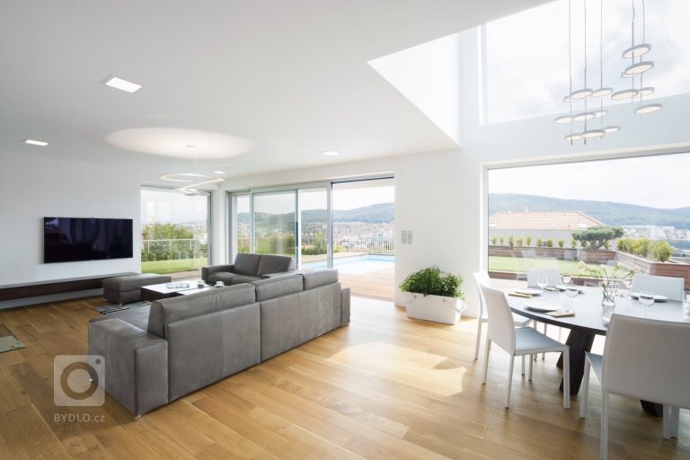 add picture to album