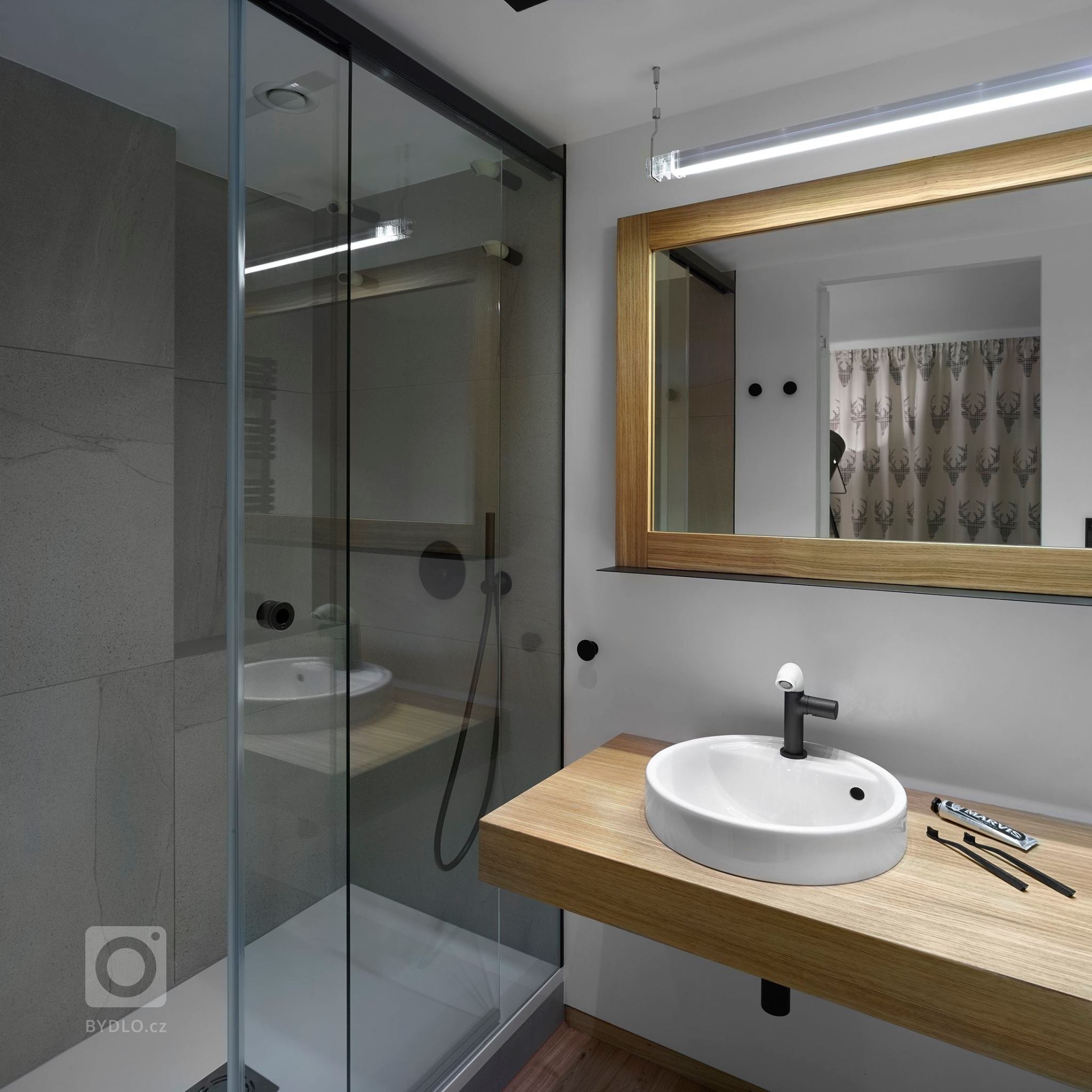 Interiér soukromého horského&nbsp;apartmánu v Beskydech
