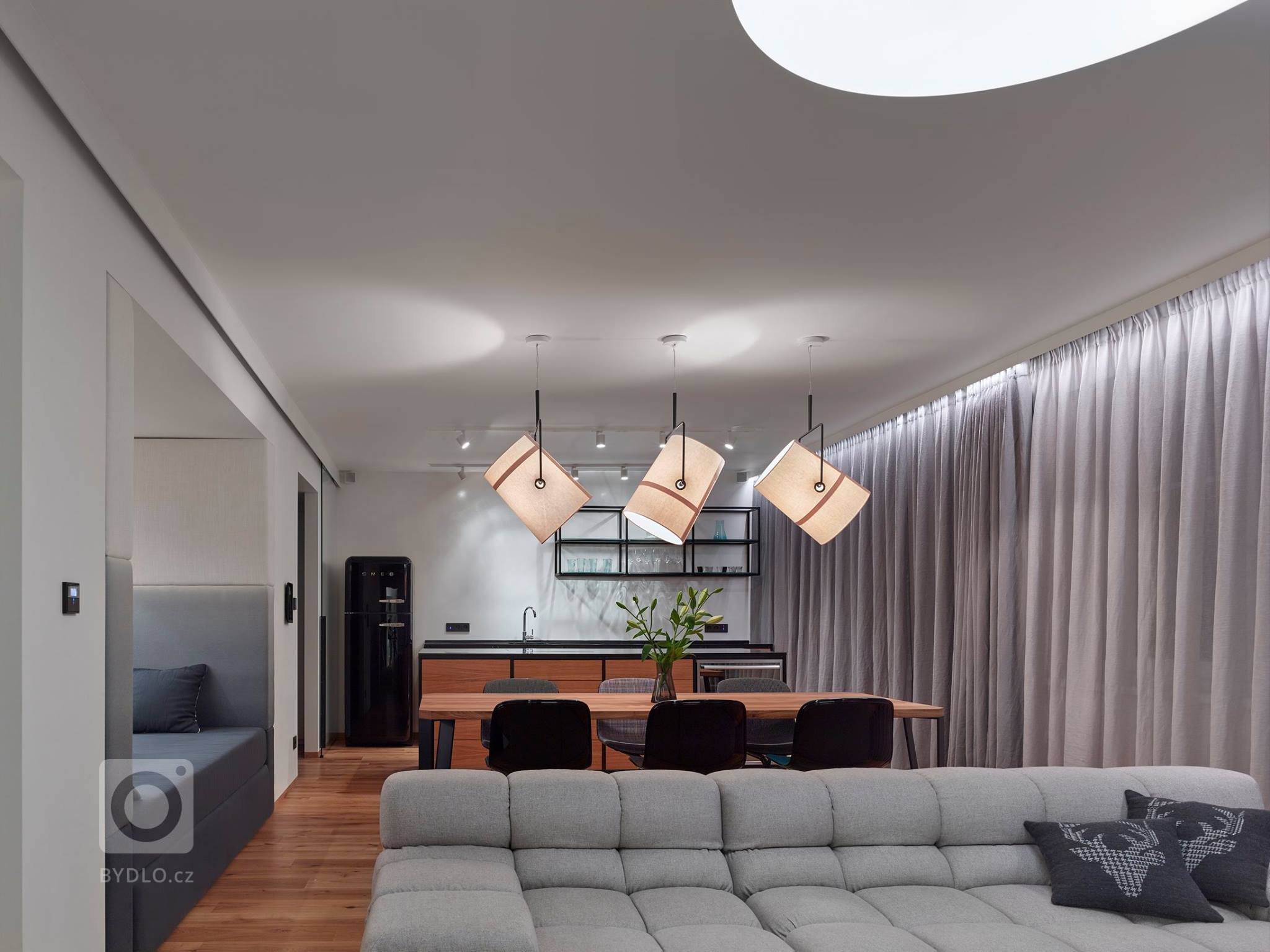 Interiér soukromého horského&nbsp;apartmánu v Beskydech
