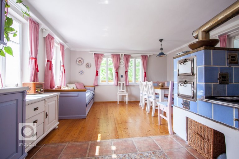 add picture to album