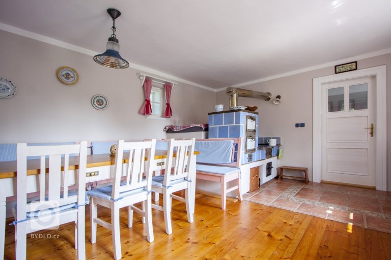 add picture to album