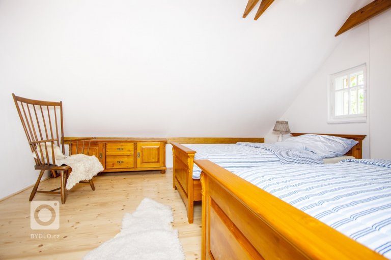 add picture to album