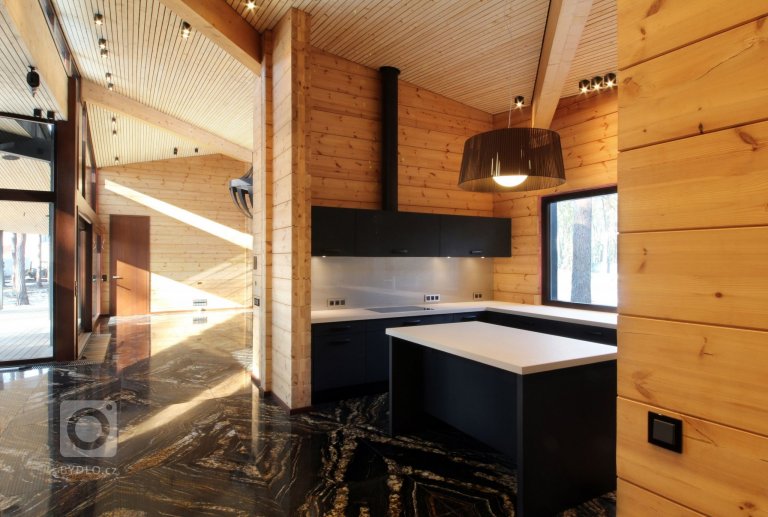 add picture to album