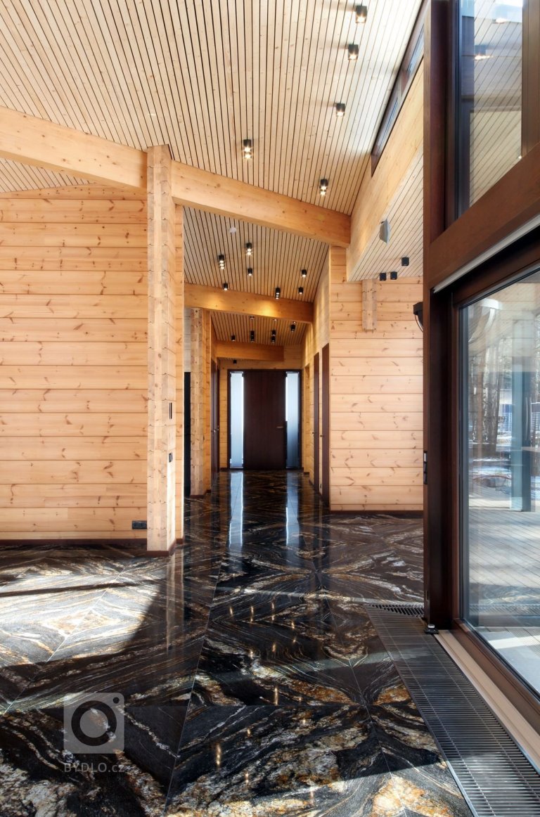 add picture to album