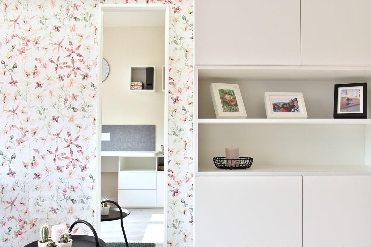 V&nbsp;tomto projektu jsem nejprve bojovala s&nbsp;místem, protože celý byt, který se nachází v&nbsp;2.NP rodinného domu, je velmi malý a obývá ho čtyřčlenná…