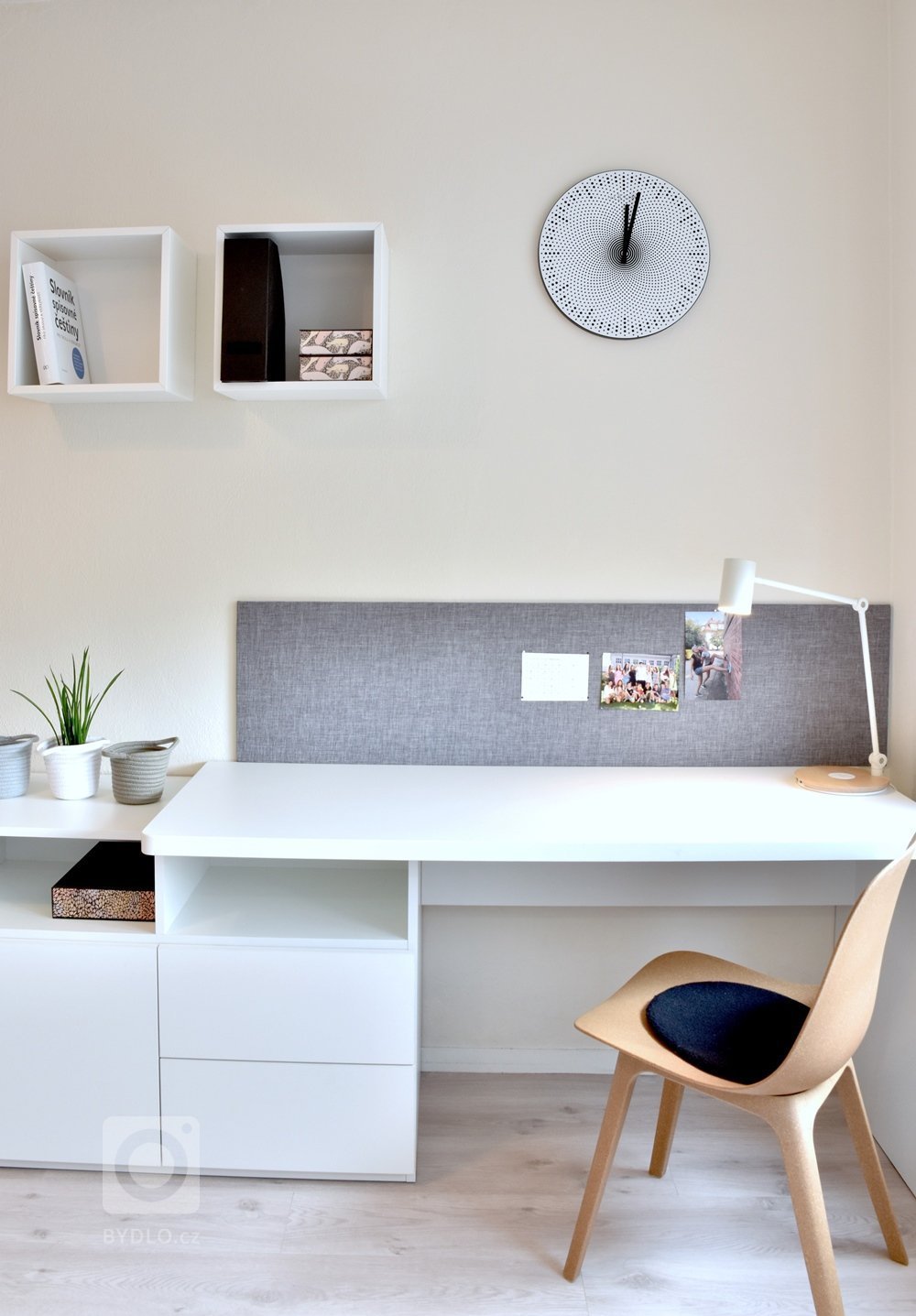 V&nbsp;tomto projektu jsem nejprve bojovala s&nbsp;místem, protože celý byt, který se nachází v&nbsp;2.NP rodinného domu, je velmi malý a obývá ho čtyřčlenná…