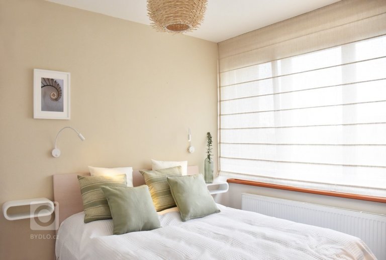 add picture to album