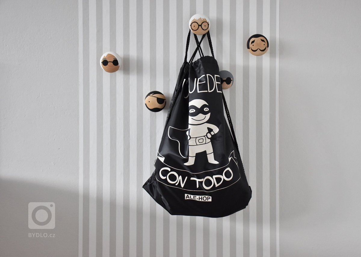 V&nbsp;tomto projektu jsem nejprve bojovala s&nbsp;místem, protože celý byt, který se nachází v&nbsp;2.NP rodinného domu, je velmi malý a obývá ho čtyřčlenná…