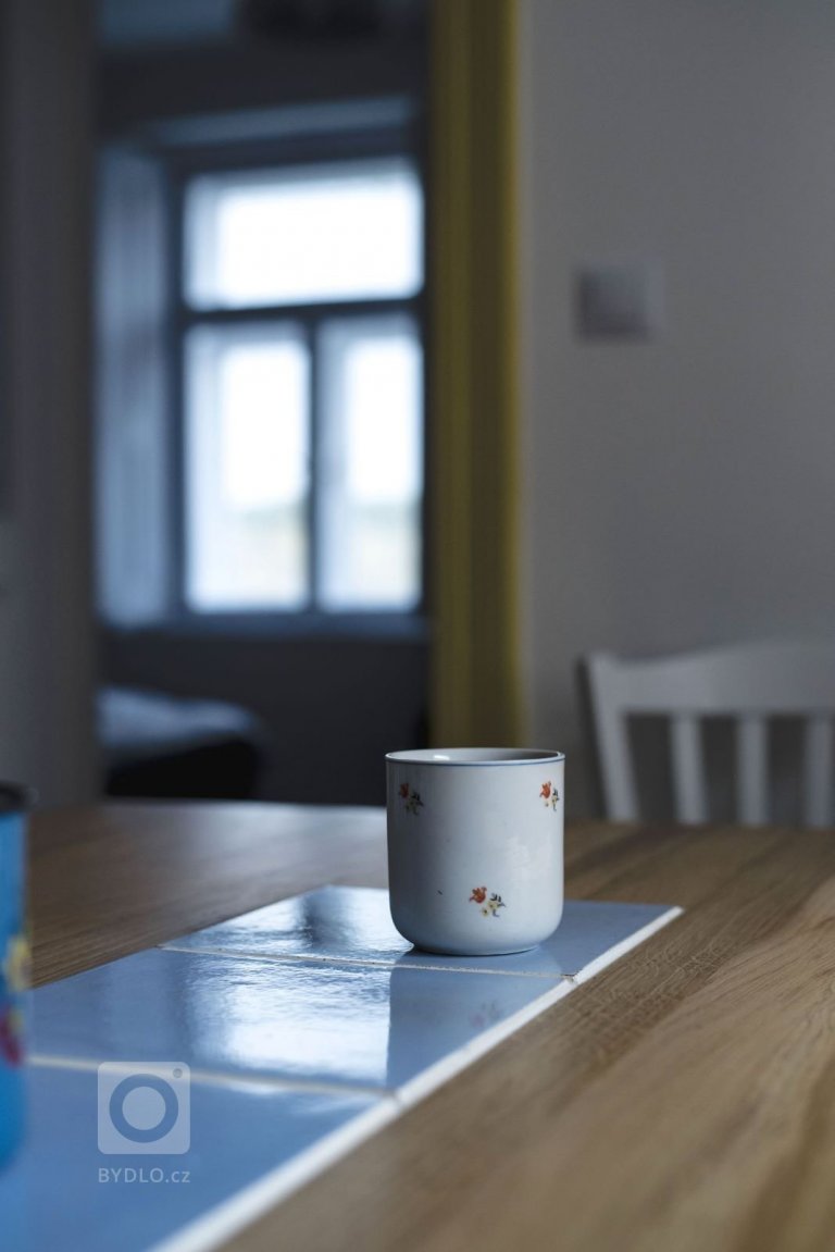 add picture to album