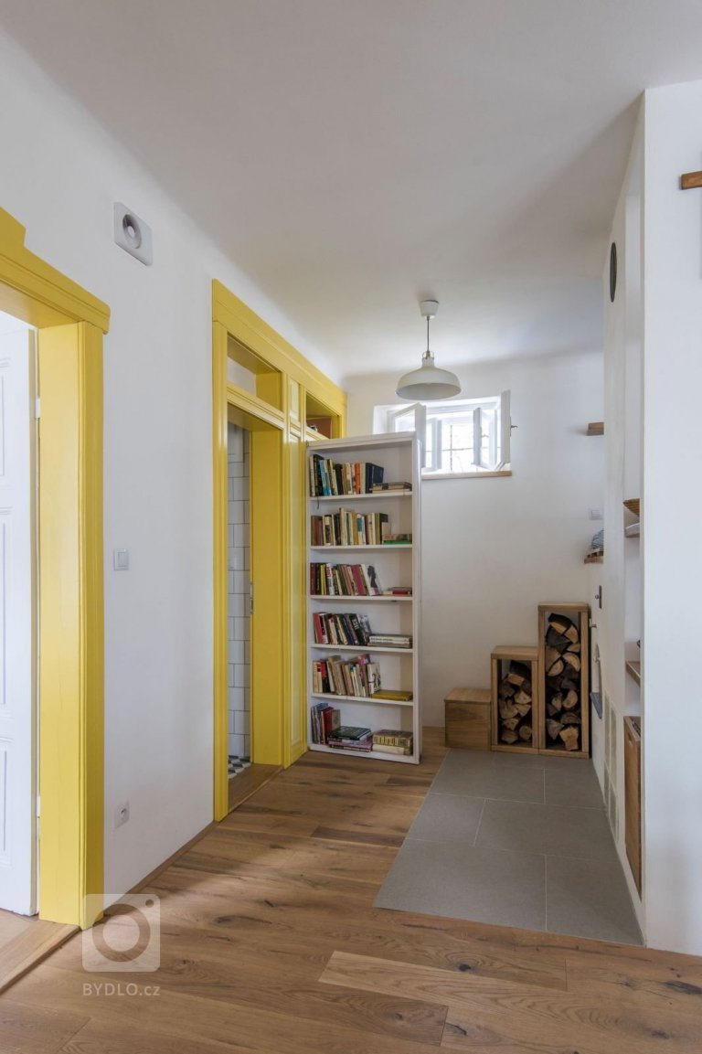 add picture to album