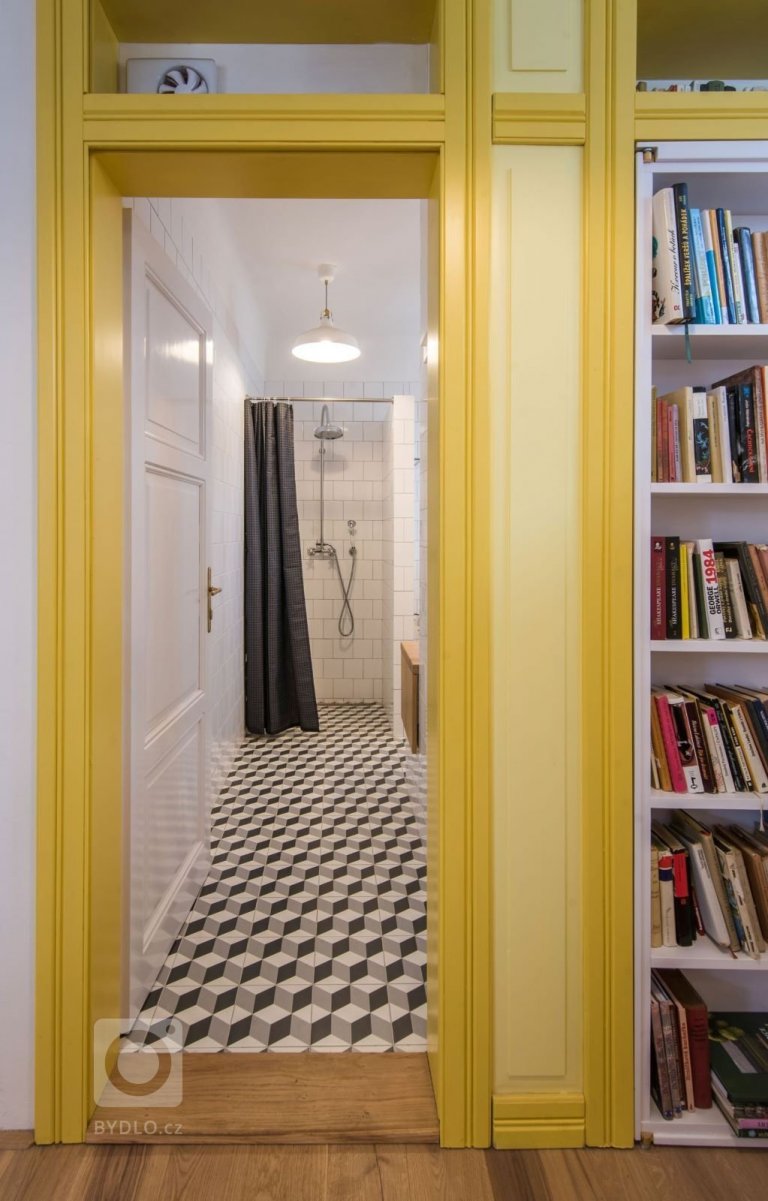 add picture to album