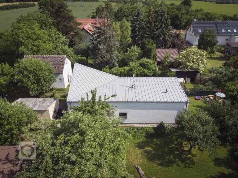 add picture to album