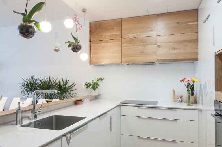 add picture to album