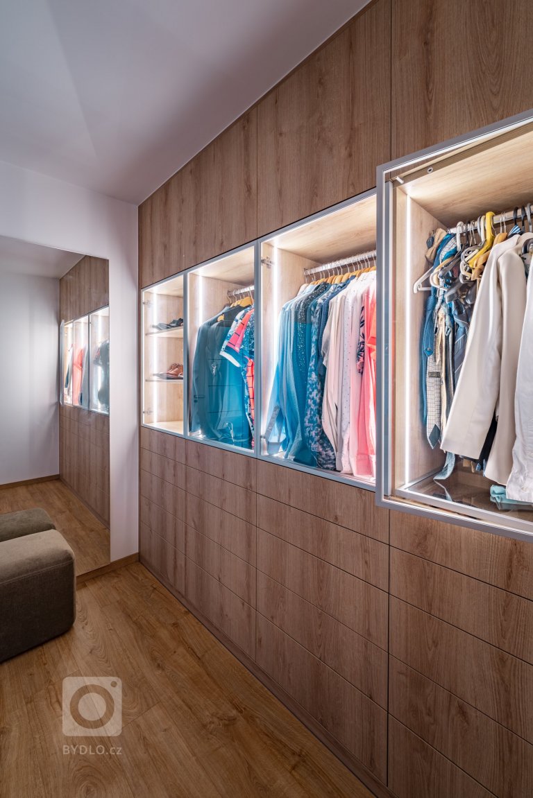 add picture to album