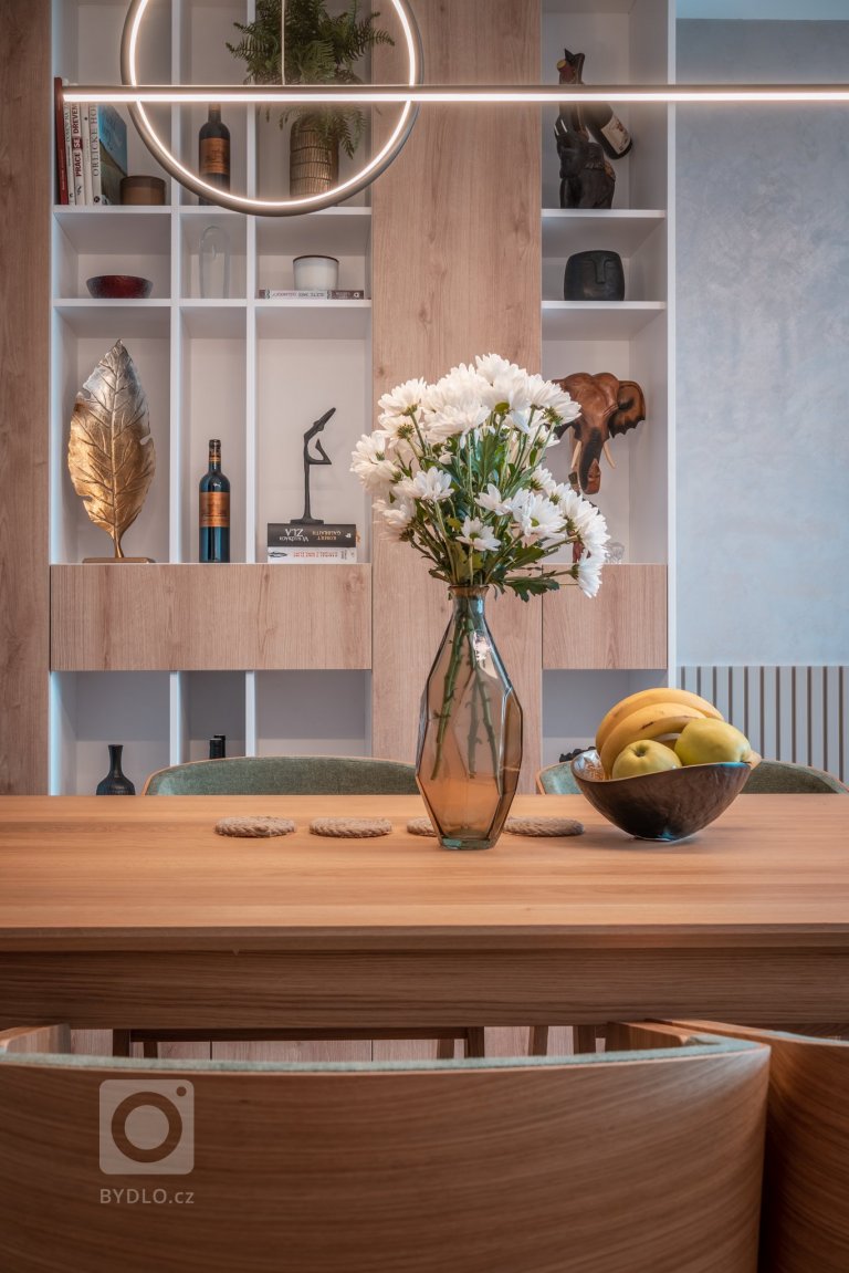 add picture to album