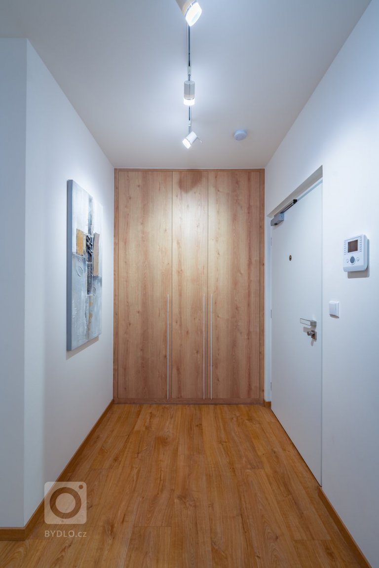 add picture to album