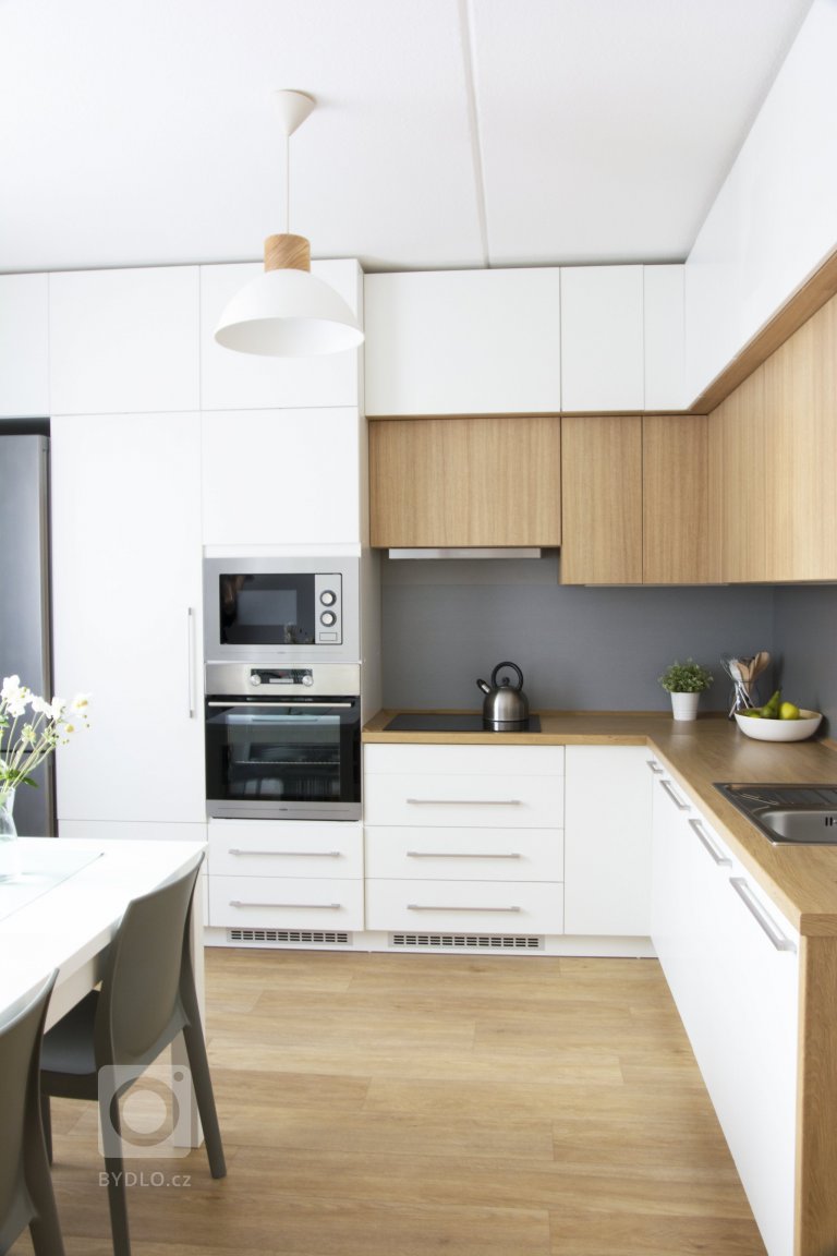 add picture to album