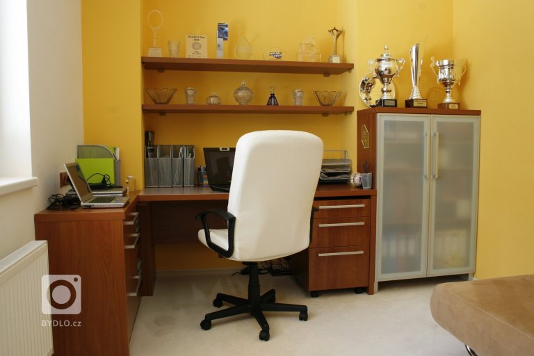 add picture to album