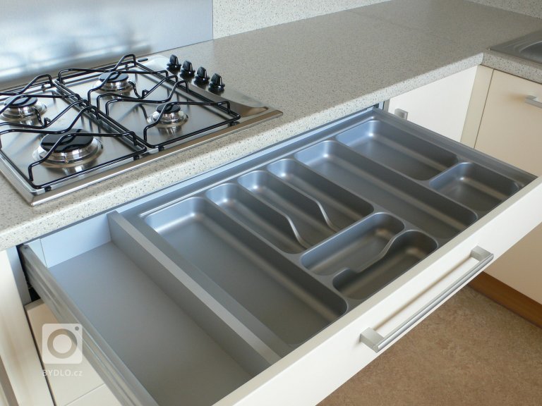 add picture to album