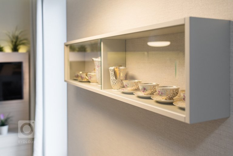 add picture to album