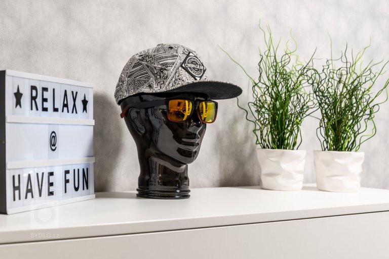 add picture to album