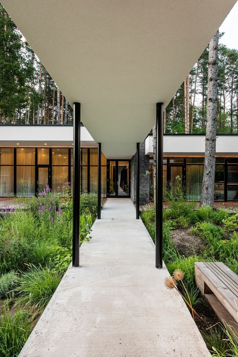 Dům s unikátním přemostěním „Bridge house“