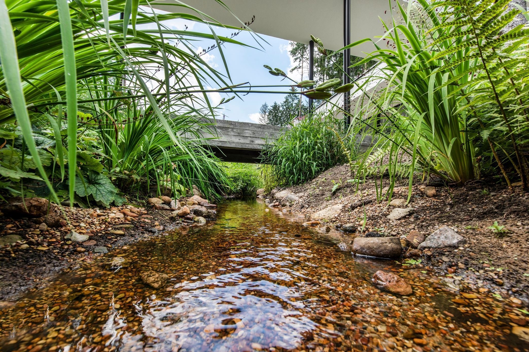 Dům s unikátním přemostěním „Bridge house“