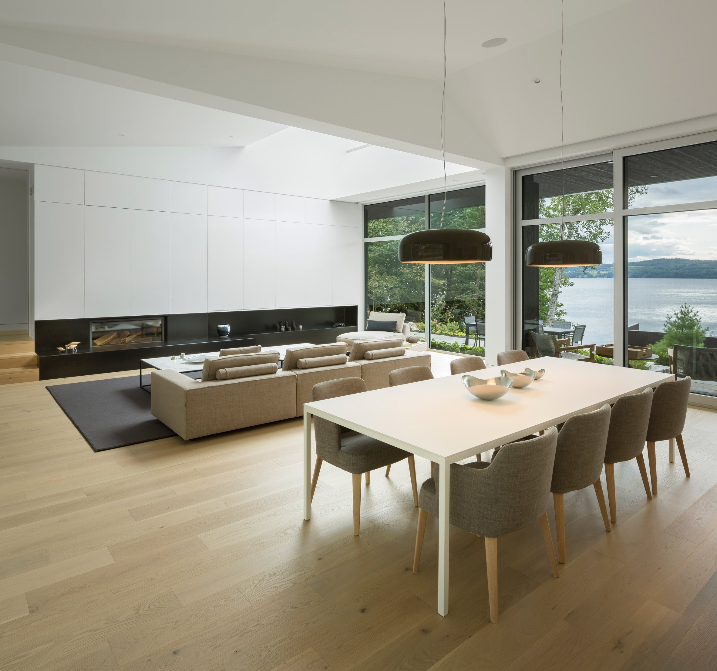 Bungalov ze dřeva a kamene