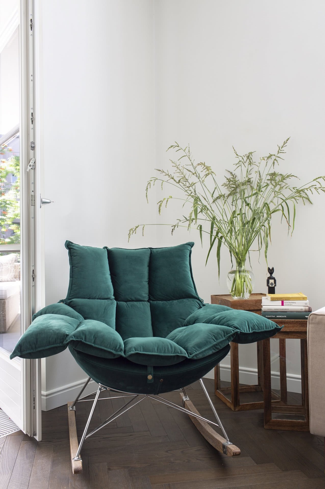 Byt v činžovním domě s atmosférou starého Londýna