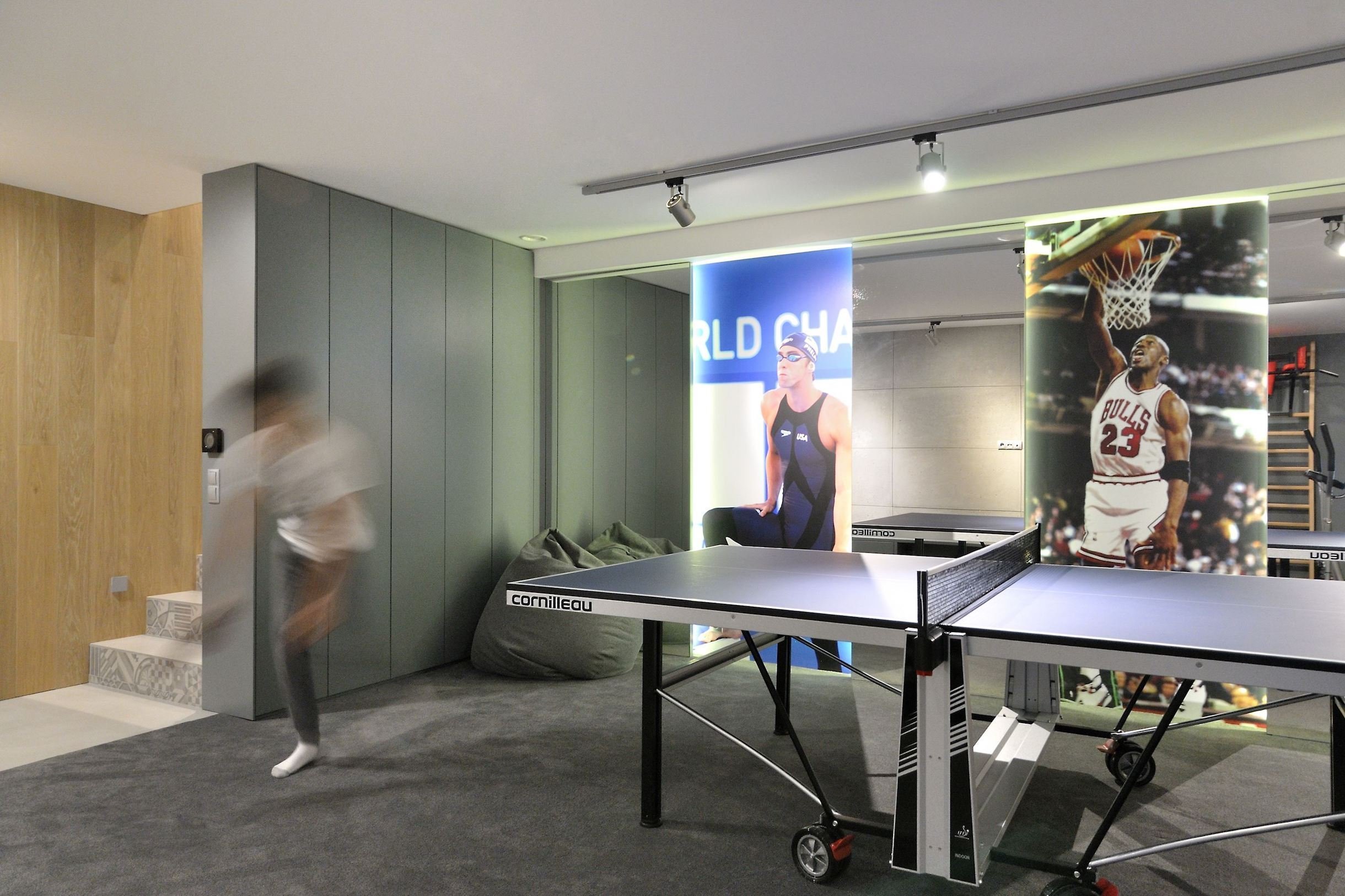 Dialog dřeva s betonem