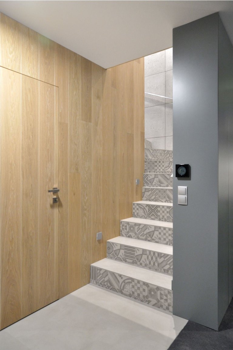 Dialog dřeva s betonem