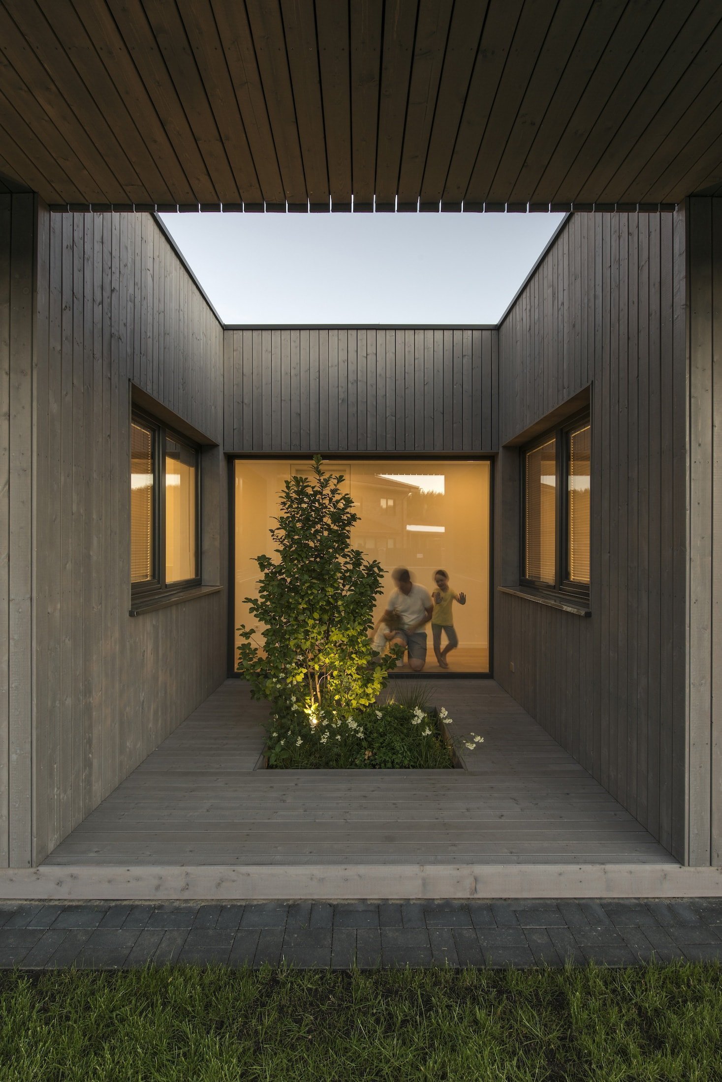 Domov v černé krabici