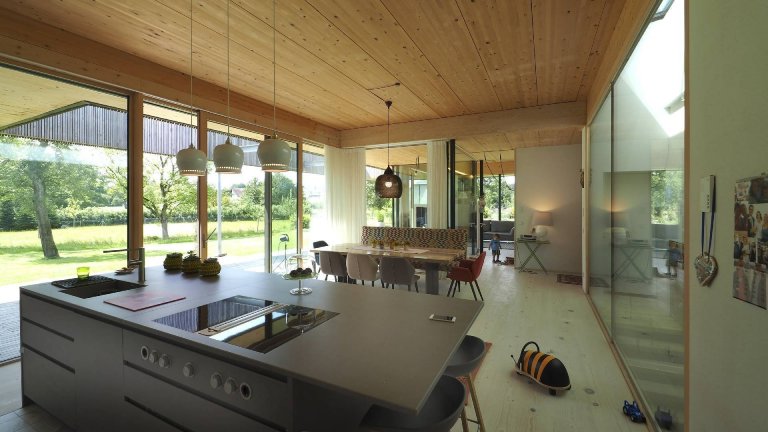 Dřevostavba jako kombinace dřeva a skla?